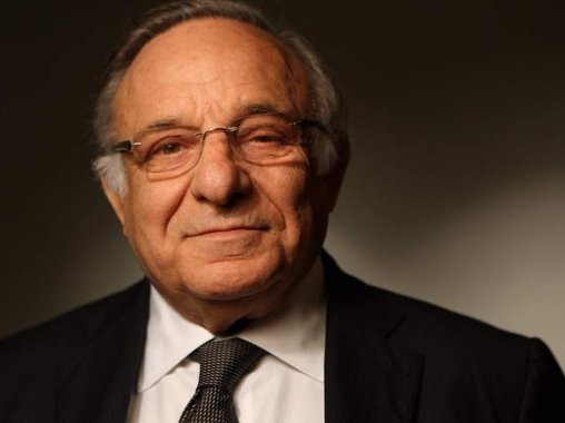 Ицхак Адизес: лучше быть Сократом и уткой, чем Диогеном и политиком