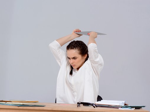 45% россиян обеспокоены ростом нагрузки без повышения зарплаты