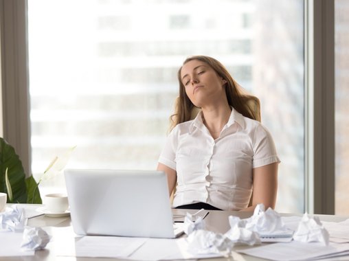 Как сотрудники спасаются от жары в офисе: результаты исследования