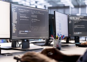 «Гонка зарплат» в ИТ закончена: рынок вошел в фазу осторожности