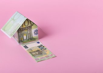 Приостановка продажи Raiffeisen Bank в России: последствия для рынка труда и рекрутинга