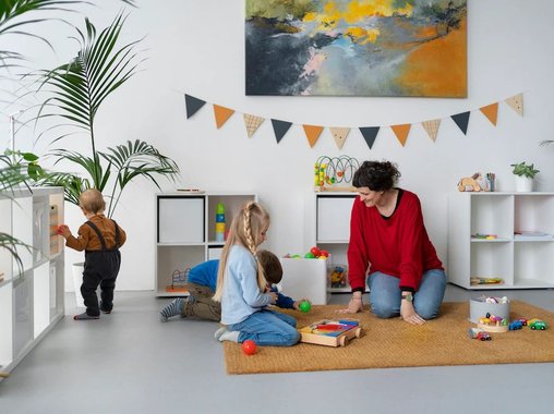 Детский сад в офисе – мечта для половины работающих граждан России