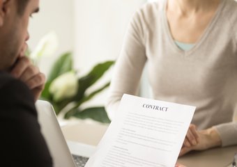 Почти половина компаний регулярно теряют сотрудников из-за предложений конкурентов