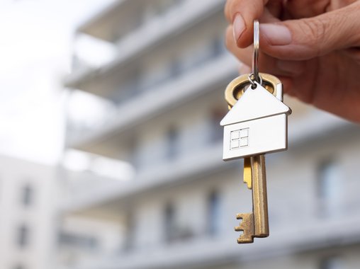 Россиянам рассказали, в каких отраслях проще всего получить бесплатное жилье от работодателя