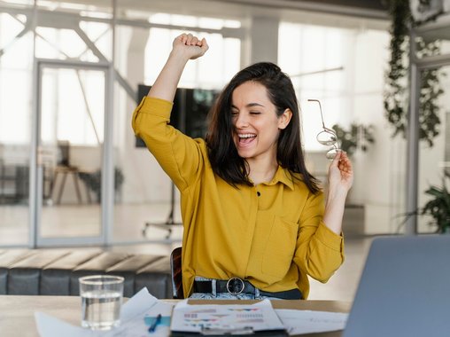 42% россиян гордятся своей работой, но многие предпочитают не афишировать работодателя