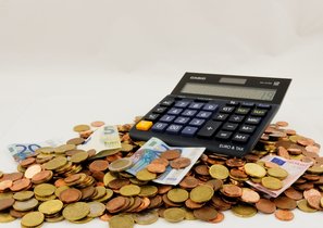 Что делать, если сотрудник просит повысить зарплату?