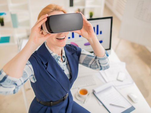 Как VR-реальность помогает больше зарабатывать