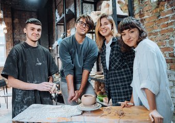 Молодые специалисты активно выбирают рабочие профессии, а компании повышают спрос