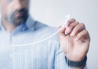 Гендерный разрыв в зарплатах в России вырос до 38,7 тысячи рублей за два года