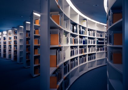 Книги по саморазвитию и личностному росту, а также зарубежная психология — что выбирают сотрудники в корпоративных библиотеках
