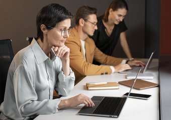 «Учиться нельзя работать»: обучение сотрудников