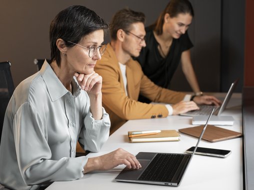 «Учиться нельзя работать»: обучение сотрудников