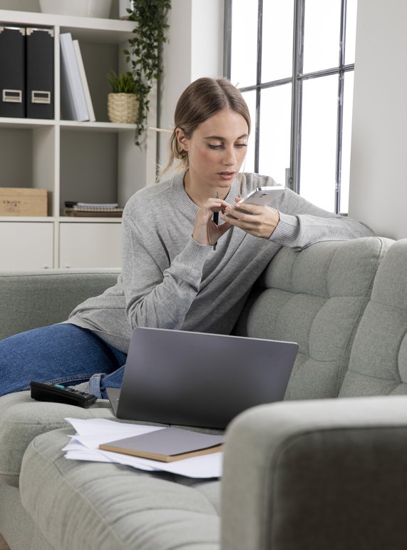 Удалённых вакансий в России всего 6%, и они сосредоточены в 15 профессиях