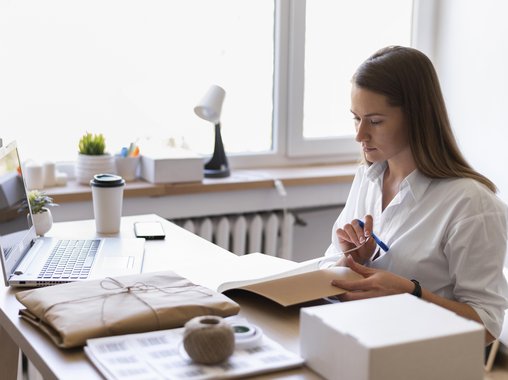 Каждый второй офисный сотрудник жертвует спортом из-за перегрузки на работе