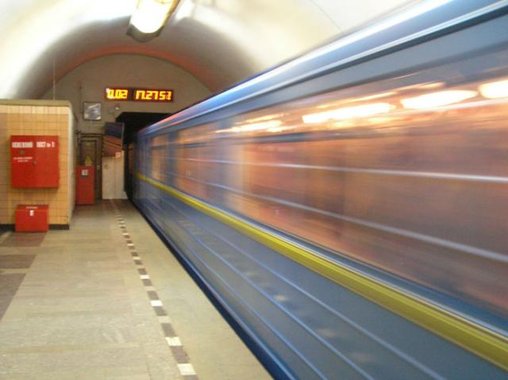 Малый бизнес сможет давать рекламу в московском метро
