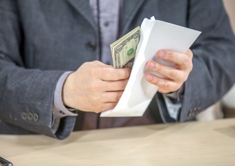 МРОТ в России с 1 января 2026 года вырастет на 21%