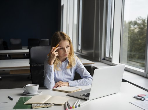 Эксперт: Нелюбимая работа повышает риск инфаркта и выгорания