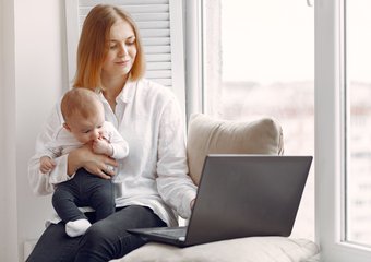 Эксперты оценили выгоду от отмены налога для самозанятых в декрете