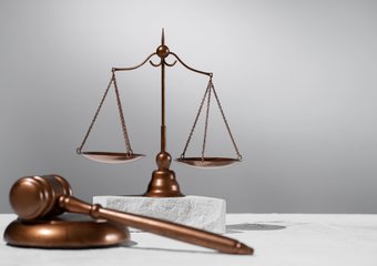 Суд восстановил сотрудника после незаконного перевода: почему согласие работника — обязательно