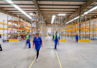 Новый логистический комплекс позволит Ozon создать около 7000 рабочих мест