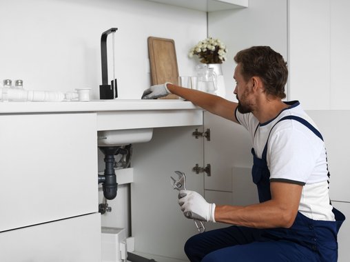 Спрос на специалистов ЖКХ вырос вдвое за год