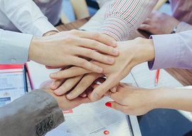 Как объединить 1200 человек в команду: опыт одного корпоративного портала