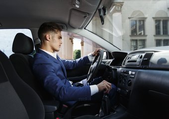 В России опровергли миф о рекордных доходах таксистов: названы реальные суммы и нюансы профессии