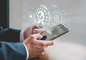 Как ввести КЭДО на предприятии, где у сотрудников телефоны-«кирпичи»