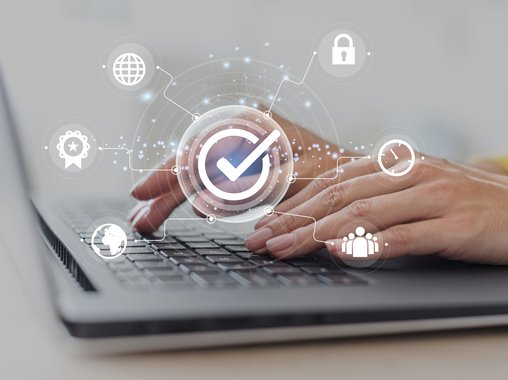 В декабре 29% сотрудников допускают ошибки в информационной безопасности из-за перегрузки