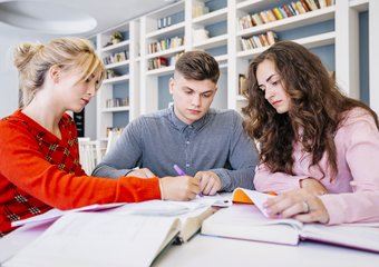 Минпросвещения запускает программу бесплатного профессионального обучения для выпускников 9-х классов, не сдавших ГИА