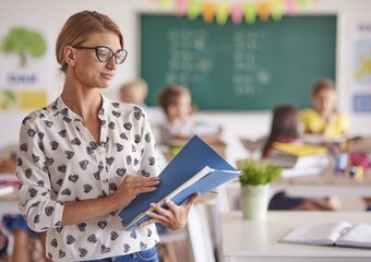 В Госдуме предложили ввести статус неприкосновенности для учителей