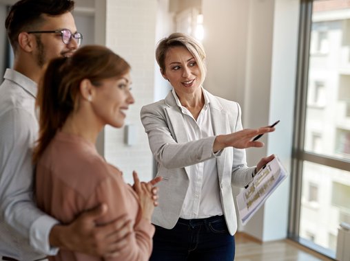 Составлен список город России, нуждающихся в риелторах