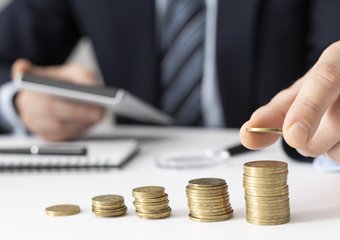 Россияне оценили справедливый размер минимальной зарплаты