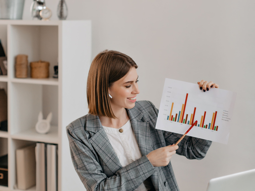 Иллюзия превосходства: 29% россиян уверены, что работают эффективнее коллег, но лишь 6% считают себя лучшими в команде