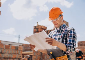 Строители меняют работу чаще всего, а ученые хранят верность компании десятилетиями