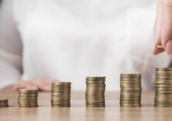 Каждый пятый работодатель готов повысить зарплату сезонным работникам