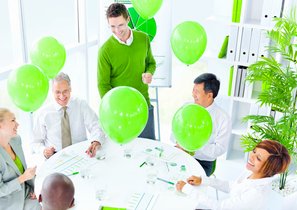 Празднование 23 февраля и 8 марта как элементы корпоративного well-being