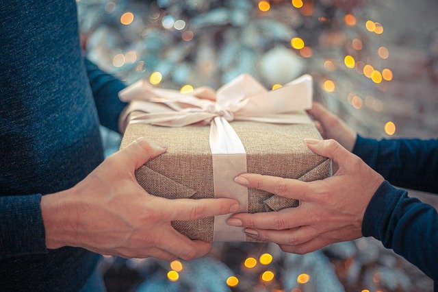 Что можно подарить коллеге на Новый Год, Трусковская Анастасия Игоревна, ГК «РАМАКС», что подарить коллегам и партнерам, подарок коллеге, подарок партнеру, оригинальный подарок, что дарить на новый год, Идеи подарков коллегам по работе, корпоративные подарки,  подарки на работе, идеи подарков, подарок, что дарить  