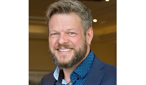 Управляющий директор Jabra Business Solutions, Jabra Business Solutions, Грегор Книппер, культура коммуникаций, парадокс продуктивности, инструменты управления персоналом, повышение доверия, кейсы по управлению персоналом, особенности управления персоналом, построение управления персоналом