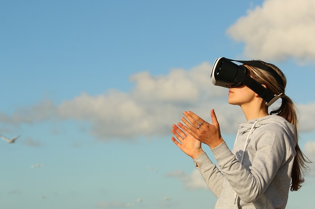 Каролина Подплетько, Modum Lab, Люди или роботы: как VR-технологии могут помочь HR-специалистам, применение vr технологий, AR-технологии, симуляции в виртуальной реальности, vr новые технологии, новости vr технологий, помочь HR-специалистам, VR-технологии для бизнеса